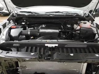 ✅ 2025 GMC Sierra 2500HD • VIN: 1GT3ULE7XSF147712 • Lot: 50532875. Wystawiony na Copart z przebiegiem 3 988 mil. Bezpłatny archiwum sprzedaży aukcyjnych z USA i szczegółowy raport historii pojazdu na DreamBid. Zdjęcie 13.