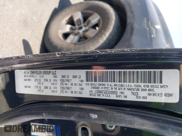 ✅ 2014 Ram 1500 Tradesman • VIN: 1C6RR6FG2ES339933 • Lot: 42594859. Wystawiony na IAAI z przebiegiem Nie podano. Bezpłatny archiwum sprzedaży aukcyjnych z USA i szczegółowy raport historii pojazdu na DreamBid. Zdjęcie 9.