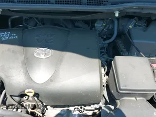 ✅ 2019 Toyota Sienna XLE • VIN: 5TDDZ3DC2KS210385 • Lot: 42818358. Wystawiony na IAAI z przebiegiem 100 932 mil. Bezpłatny archiwum sprzedaży aukcyjnych z USA i szczegółowy raport historii pojazdu na DreamBid. Zdjęcie 20.