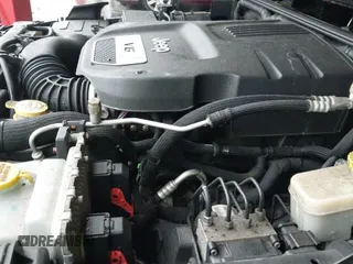 ✅ 2016 Jeep Wrangler Unlimited Sahara • VIN: 1C4BJWEGXGL253835 • Лот: 41075936. Опубликован ранее на IAAI с пробегом 137 749 миль. Бесплатный доступ к архиву аукционных продаж из США и подробный отчёт об истории автомобиля на DreamBid. Изображение 19.