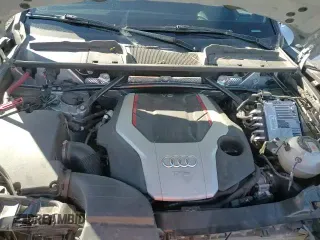 ✅ 2018 Audi SQ5 Prestige • VIN: WA1C4AFY8J2104952 • Лот: 86836765. Опубликован ранее на Copart с пробегом 57 959 миль. Бесплатный доступ к архиву аукционных продаж из США и подробный отчёт об истории автомобиля на DreamBid. Изображение 15.