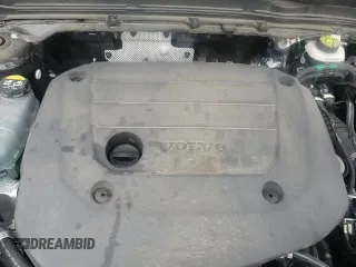 ✅ 2025 Volvo XC40 Plus Bright Theme • VIN: YV4L12UE9S2531682 • Лот: 82046855. Опубликован ранее на Copart с пробегом 45 819 миль. Бесплатный доступ к архиву аукционных продаж из США и подробный отчёт об истории автомобиля на DreamBid. Изображение 14.