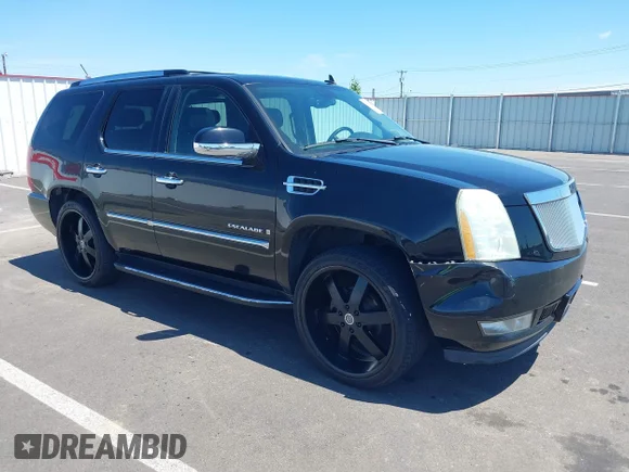 ✅ 2007 Cadillac Escalade • VIN: 1GYFK63887R207793 • Лот: 42619178. Опубликован ранее на IAAI с пробегом 171 723 миль. Бесплатный доступ к архиву аукционных продаж из США и подробный отчёт об истории автомобиля на DreamBid. Изображение 1.