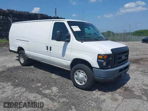 ✅ 2012 Ford Econoline Cargo Super Duty Commercial • VIN: 1FTSS3EL9CDA36029 • Лот: 42490954. Опубліковано раніше на IAAI з пробігом 213 080 миль. Безкоштовний доступ до архіву аукціонних продажів зі США та докладний звіт про історію автомобіля на DreamBid. Зображення 1.
