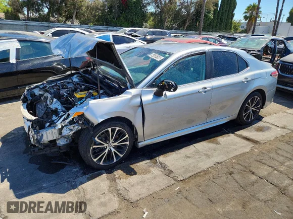 ✅ 2019 Toyota Camry LE • VIN: 4T1B11HK7KU774027 • Lot: 54538166. Wystawiony na Copart z przebiegiem Nie podano. Bezpłatny archiwum sprzedaży aukcyjnych z USA i szczegółowy raport historii pojazdu na DreamBid. Zdjęcie 1.
