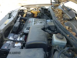 ✅ 2001 Lexus RX 300 • VIN: JTJGF10U410086868 • Lot: 42761484. Listed on IAAI with 207,802 mi. Free auction sales archive from the USA and detailed vehicle history report at DreamBid. Image 13.