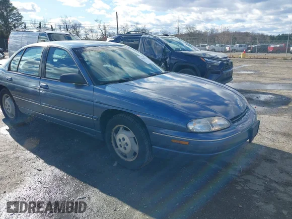 ✅ 1998 Chevrolet Lumina • VIN: 2G1WL52M2W9139889 • Лот: 43968162. Опубліковано раніше на IAAI з пробігом 118 785 миль. Безкоштовний доступ до архіву аукціонних продажів зі США та докладний звіт про історію автомобіля на DreamBid. Зображення 1.