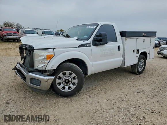 ✅ 2012 Ford F-250 XL • VIN: 1FDBF2A67CEB55797 • Lot: 77837965. Wystawiony na Copart z przebiegiem Nie podano. Bezpłatny archiwum sprzedaży aukcyjnych z USA i szczegółowy raport historii pojazdu na DreamBid. Zdjęcie 1.