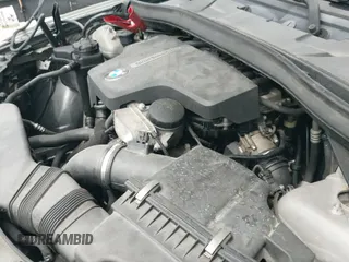 ✅ 2014 BMW X1 sDrive28i • VIN: WBAVM1C52EVW46610 • Lot: 43224841. Wystawiony na IAAI z przebiegiem 176 931 mil. Bezpłatny archiwum sprzedaży aukcyjnych z USA i szczegółowy raport historii pojazdu na DreamBid. Zdjęcie 12.