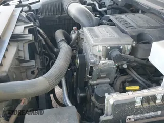 ✅ 2019 Ram 1500 Laramie • VIN: 1C6SRFJT9KN593400 • Lot: 43159850. Listed on IAAI with 86,077 mi. Free auction sales archive from the USA and detailed vehicle history report at DreamBid. Image 19.