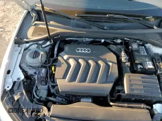 ✅ 2017 Audi A3 Premium • VIN: WAUAUGFF0H1032401 • Лот: 86547045. Опубликован ранее на Copart с пробегом 108 930 миль. Бесплатный доступ к архиву аукционных продаж из США и подробный отчёт об истории автомобиля на DreamBid. Изображение 15.