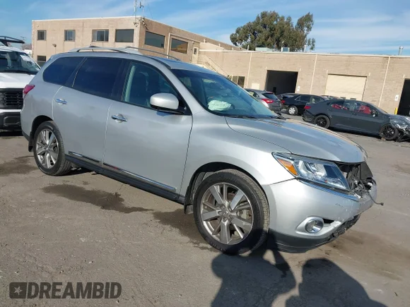 ✅ 2014 Nissan Pathfinder SV • VIN: 5N1AR2MN6EC706421 • Lot: 43944278. Listed on IAAI with 178,354 mi. Free auction sales archive from the USA and detailed vehicle history report at DreamBid. Image 1.
