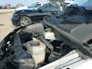 ✅ 2018 Mercedes-Benz Metris Cargo • VIN: WD3PG2EA1J3416625 • Lot: 42723787. Wystawiony na IAAI z przebiegiem 104 252 mil. Bezpłatny archiwum sprzedaży aukcyjnych z USA i szczegółowy raport historii pojazdu na DreamBid. Zdjęcie 19.