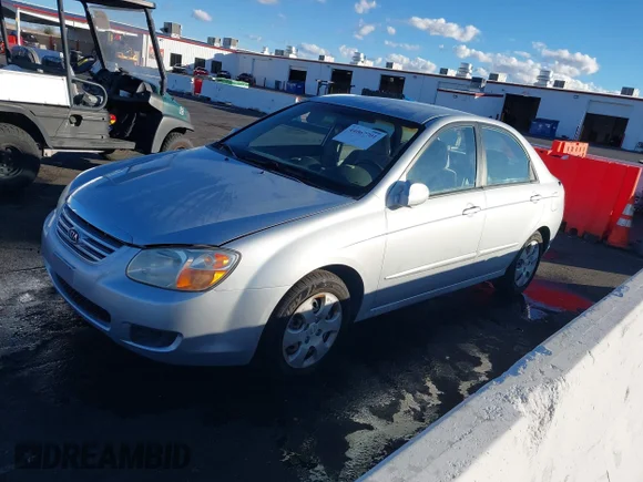 ✅ 2007 Kia Spectra EX • VIN: KNAFE122775439786 • Лот: 44067701. Опубліковано раніше на IAAI з пробігом 41 767 миль. Безкоштовний доступ до архіву аукціонних продажів зі США та докладний звіт про історію автомобіля на DreamBid. Зображення 2.