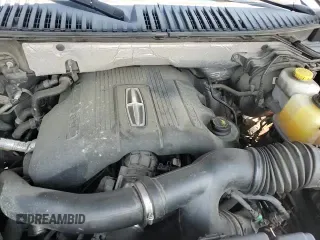 ✅ 2017 Lincoln Navigator Reserve • VIN: 5LMJJ2LT7HEL07465 • Lot: 69249775. Wystawiony na Copart z przebiegiem 104 275 mil. Bezpłatny archiwum sprzedaży aukcyjnych z USA i szczegółowy raport historii pojazdu na DreamBid. Zdjęcie 16.