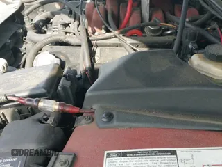 ✅ 1997 Lincoln Mark VIII • VIN: 1LNLM91V4VY699251 • Лот: 41024709. Опубликован ранее на IAAI с пробегом 178 451 миль. Бесплатный доступ к архиву аукционных продаж из США и подробный отчёт об истории автомобиля на DreamBid. Изображение 15.