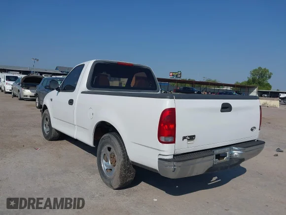 ✅ 1998 Ford F-150 • VIN: 1FTZF172XWKC19466 • Lot: 43145221. Wystawiony na IAAI z przebiegiem 259 380 mil. Bezpłatny archiwum sprzedaży aukcyjnych z USA i szczegółowy raport historii pojazdu na DreamBid. Zdjęcie 3.