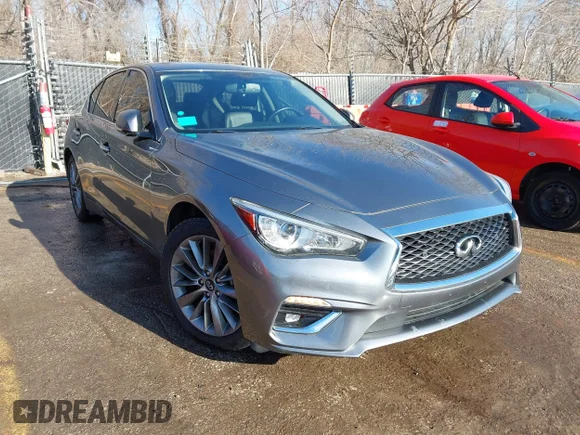 ✅ 2018 Infiniti Q50 Pure • VIN: JN1CV7AR2JM280392 • Lot: 43928213. Wystawiony na IAAI z przebiegiem 70 028 mil. Bezpłatny archiwum sprzedaży aukcyjnych z USA i szczegółowy raport historii pojazdu na DreamBid. Zdjęcie 1.