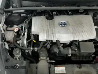 ✅ 2021 Toyota Prius LE • VIN: JTDKAMFUXM3152265 • Lot: 95632945. Wystawiony na Copart z przebiegiem 128 848 mil. Bezpłatny archiwum sprzedaży aukcyjnych z USA i szczegółowy raport historii pojazdu na DreamBid. Zdjęcie 13.