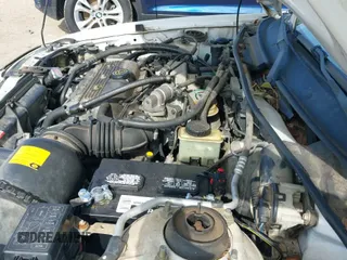 ✅ 1998 Ford Escort SE • VIN: 3FAFP15P1WR237676 • Lot: 41238541. Wystawiony na IAAI z przebiegiem 77 139 mil. Bezpłatny archiwum sprzedaży aukcyjnych z USA i szczegółowy raport historii pojazdu na DreamBid. Zdjęcie 20.