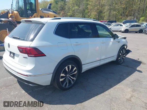 ✅ 2020 Volkswagen Tiguan SEL Premium R-Line • VIN: 3VV4B7AX8LM152708 • Lot: 45040068. Wystawiony na IAAI z przebiegiem 72 994 mil. Bezpłatny archiwum sprzedaży aukcyjnych z USA i szczegółowy raport historii pojazdu na DreamBid. Zdjęcie 4.
