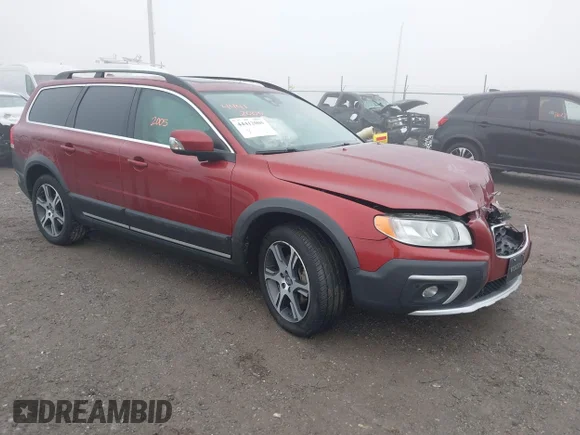 ✅ 2015 Volvo XC70 T6 • VIN: YV4902NK4F1211375 • Lot: 44412005. Wystawiony na IAAI z przebiegiem 154 600 mil. Bezpłatny archiwum sprzedaży aukcyjnych z USA i szczegółowy raport historii pojazdu na DreamBid. Zdjęcie 1.
