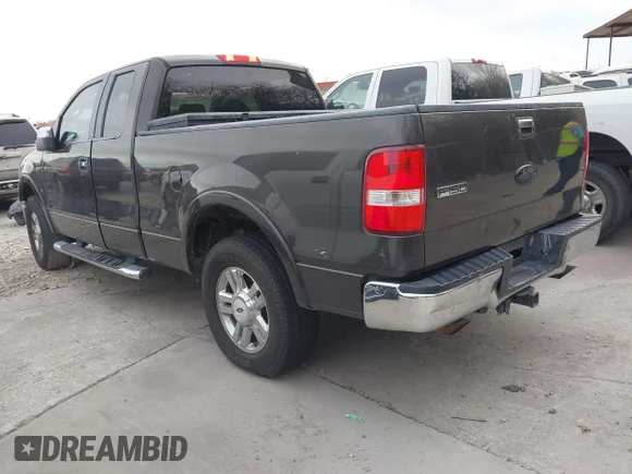✅ 2006 Ford F-150 XL • VIN: 1FTPX12V26NB63379 • Лот: 44120297. Опубліковано раніше на IAAI з пробігом 265 835 миль. Безкоштовний доступ до архіву аукціонних продажів зі США та докладний звіт про історію автомобіля на DreamBid. Зображення 3.