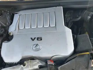 ✅ 2016 Lexus ES 330 • VIN: 58ABK1GG8GU013954 • Lot: 41668366. Listed on IAAI with 102,273 mi. Free auction sales archive from the USA and detailed vehicle history report at DreamBid. Image 19.