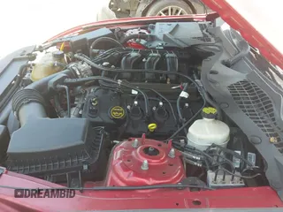 ✅ 2017 Ford Mustang V6 • VIN: 1FA6P8AMXH5316709 • Lot: 42597024. Wystawiony na IAAI z przebiegiem 143 553 mil. Bezpłatny archiwum sprzedaży aukcyjnych z USA i szczegółowy raport historii pojazdu na DreamBid. Zdjęcie 20.