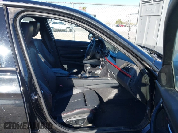 ✅ 2014 BMW 3 Series 328d • VIN: WBA3D3C50EK155683 • Lot: 43899399. Wystawiony na IAAI z przebiegiem 64 551 mil. Bezpłatny archiwum sprzedaży aukcyjnych z USA i szczegółowy raport historii pojazdu na DreamBid. Zdjęcie 5.