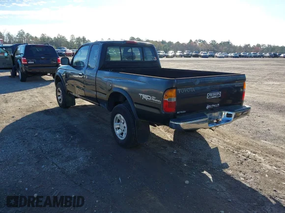 ✅ 2000 Toyota Tacoma PreRunner • VIN: 4TASN92N5YZ632552 • Lot: 44267274. Listed on IAAI with 269,784 mi. Free auction sales archive from the USA and detailed vehicle history report at DreamBid. Image 3.