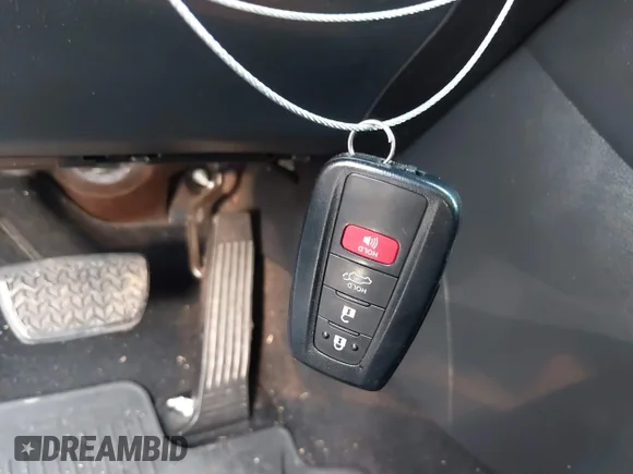 ✅ 2021 Toyota RAV4 Hybrid XSE • VIN: 4T3E6RFV3MU042174 • Lot: 45147318. Listed on IAAI with 57,139 mi. Free auction sales archive from the USA and detailed vehicle history report at DreamBid. Image 11.