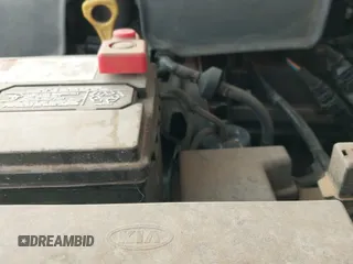 ✅ 2006 Kia Sorento LX • VIN: KNDJD733565513697 • Lot: 42750297. Listed on IAAI with 123,552 mi. Free auction sales archive from the USA and detailed vehicle history report at DreamBid. Image 20.