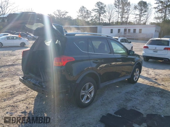 ✅ 2015 Toyota RAV4 XLE • VIN: 2T3WFREV1FW143335 • Lot: 44673001. Wystawiony na IAAI z przebiegiem 96 261 mil. Bezpłatny archiwum sprzedaży aukcyjnych z USA i szczegółowy raport historii pojazdu na DreamBid. Zdjęcie 4.
