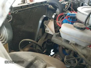 ✅ 1989 Ford F-250 • VIN: 1FTEF26NXKPB42241 • Lot: 42473422. Wystawiony na IAAI z przebiegiem 55 951 mil. Bezpłatny archiwum sprzedaży aukcyjnych z USA i szczegółowy raport historii pojazdu na DreamBid. Zdjęcie 14.