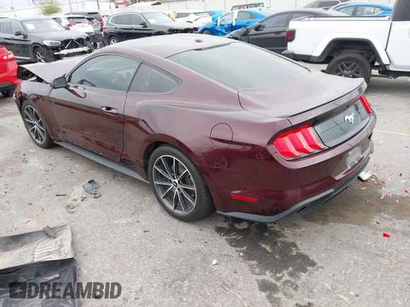 ✅ 2018 Ford Mustang EcoBoost • VIN: 1FA6P8TH6J5175711 • Lot: 44509147. Wystawiony na IAAI z przebiegiem 81 585 mil. Bezpłatny archiwum sprzedaży aukcyjnych z USA i szczegółowy raport historii pojazdu na DreamBid. Zdjęcie 3.