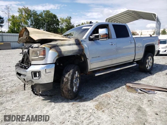 ✅ 2018 GMC Sierra 2500HD SLT • VIN: 1GT12TEY7JF225108 • Лот: 66144843. Опубліковано раніше на Copart з пробігом Не вказано. Безкоштовний доступ до архіву аукціонних продажів зі США та докладний звіт про історію автомобіля на DreamBid. Зображення 1.