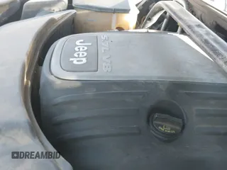 ✅ 2006 Jeep Commander Limited • VIN: 1J8HG58266C198570 • Lot: 42997942. Wystawiony na IAAI z przebiegiem 204 724 mil. Bezpłatny archiwum sprzedaży aukcyjnych z USA i szczegółowy raport historii pojazdu na DreamBid. Zdjęcie 12.