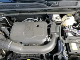 ✅ 2024 Chevrolet Blazer LT • VIN: 3GNKBCR4XRS277410 • Lot: 70028565. Listed on Copart with 5,071 mi. Free auction sales archive from the USA and detailed vehicle history report at DreamBid. Image 14.