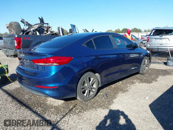 ✅ 2018 Hyundai Elantra SEL • VIN: 5NPD84LF0JH304323 • Лот: 43974617. Опубликован ранее на IAAI с пробегом 141 523 миль. Бесплатный доступ к архиву аукционных продаж из США и подробный отчёт об истории автомобиля на DreamBid. Изображение 4.
