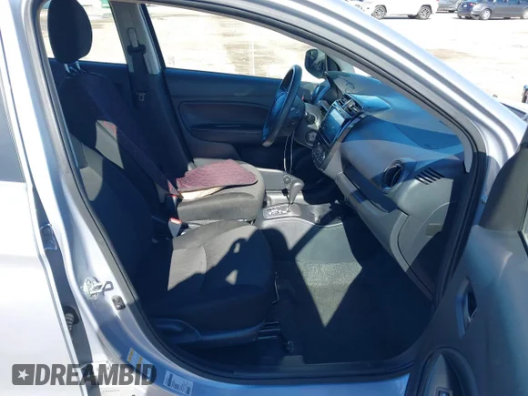 ✅ 2022 Mitsubishi Mirage ES • VIN: ML32AUHJ8NH009003 • Lot: 43760629. Wystawiony na IAAI z przebiegiem 81 944 mil. Bezpłatny archiwum sprzedaży aukcyjnych z USA i szczegółowy raport historii pojazdu na DreamBid. Zdjęcie 5.
