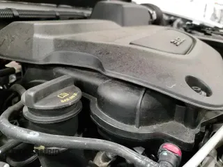 ✅ 2022 Chrysler Pacifica Touring L • VIN: 2C4RC1BG1NR178804 • Lot: 45213565. Wystawiony na Copart z przebiegiem 90 005 mil. Bezpłatny archiwum sprzedaży aukcyjnych z USA i szczegółowy raport historii pojazdu na DreamBid. Zdjęcie 14.