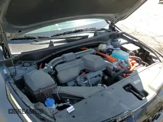 ✅ 2025 Kia Sportage X-Line Prestige • VIN: KNDPZDDH0S7183471 • Lot: 84290605. Listed on Copart with 9,060 mi. Free auction sales archive from the USA and detailed vehicle history report at DreamBid. Image 16.