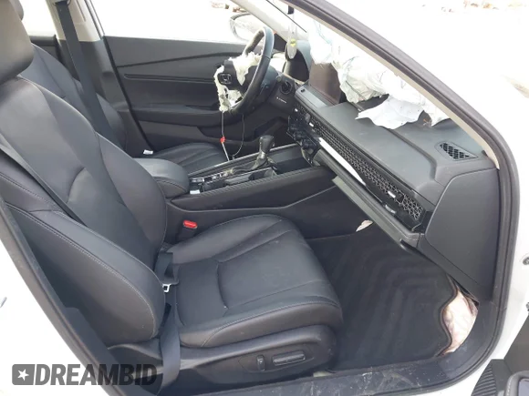 ✅ 2024 Honda Accord Touring • VIN: 1HGCY2F8XRA075571 • Lot: 44483594. Wystawiony na IAAI z przebiegiem 11 382 mil. Bezpłatny archiwum sprzedaży aukcyjnych z USA i szczegółowy raport historii pojazdu na DreamBid. Zdjęcie 5.
