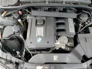 ✅ 2013 BMW 1 Series 128i • VIN: WBAUP7C59DVP24160 • Lot: 84736514. Wystawiony na Copart z przebiegiem 91 820 mil. Bezpłatny archiwum sprzedaży aukcyjnych z USA i szczegółowy raport historii pojazdu na DreamBid. Zdjęcie 15.