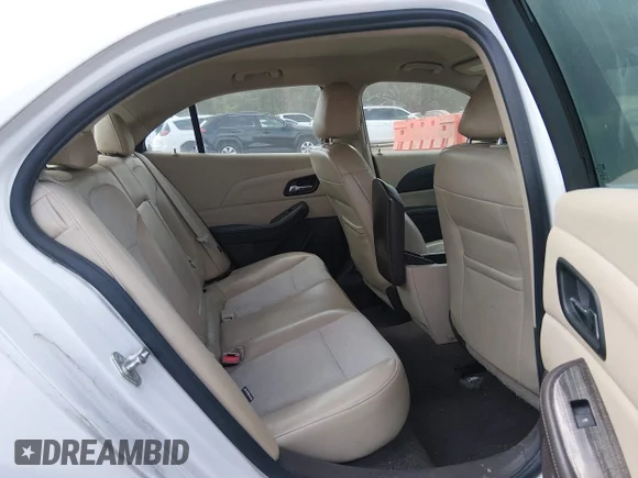 ✅ 2014 Chevrolet Malibu LT • VIN: 1G11E5SL3EF118003 • Lot: 44781433. Wystawiony na IAAI z przebiegiem 228 761 mil. Bezpłatny archiwum sprzedaży aukcyjnych z USA i szczegółowy raport historii pojazdu na DreamBid. Zdjęcie 8.