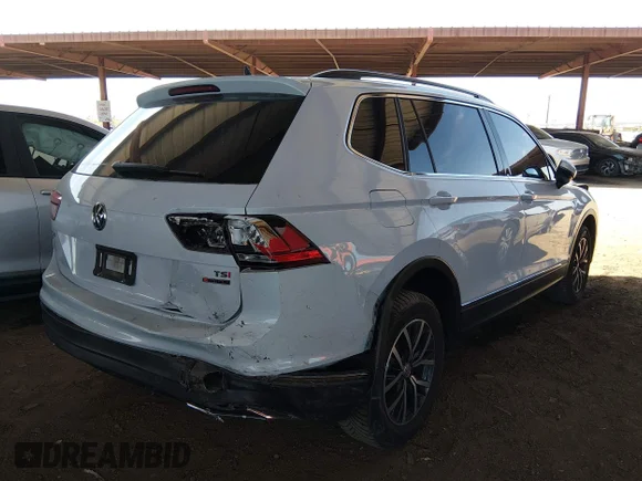 ✅ 2018 Volkswagen Tiguan SEL • VIN: 3VV2B7AX3JM222166 • Lot: 44991041. Wystawiony na IAAI z przebiegiem 90 650 mil. Bezpłatny archiwum sprzedaży aukcyjnych z USA i szczegółowy raport historii pojazdu na DreamBid. Zdjęcie 6.