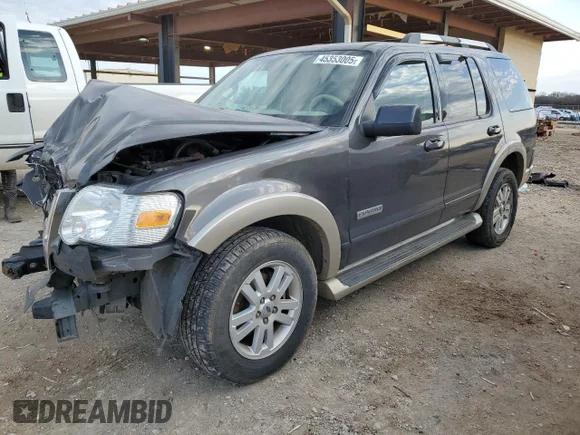 ✅ 2006 Ford Explorer Eddie Bauer • VIN: 1FMEU64E26UA98996 • Lot: 45353005. Wystawiony na Copart z przebiegiem 157 297 mil. Bezpłatny archiwum sprzedaży aukcyjnych z USA i szczegółowy raport historii pojazdu na DreamBid. Zdjęcie 1.