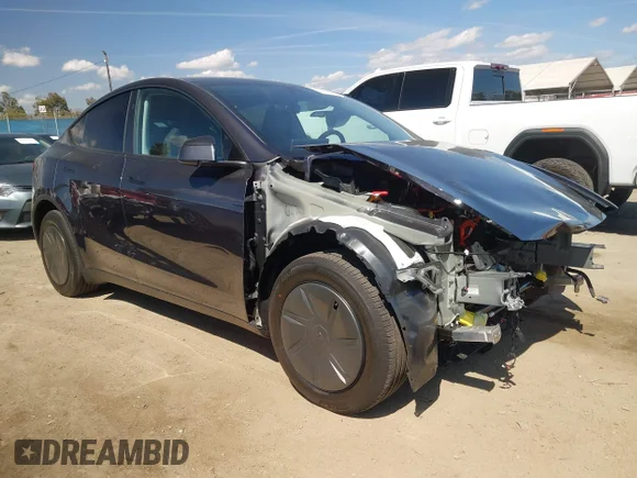 ✅ 2026 Tesla Model Y Long Range • VIN: 7SAYGDED8TA603057 • Лот: 44882408. Опубліковано раніше на IAAI з пробігом 548 миль. Безкоштовний доступ до архіву аукціонних продажів зі США та докладний звіт про історію автомобіля на DreamBid. Зображення 1.