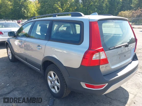 ✅ 2009 Volvo XC70 3.2L • VIN: YV4BZ982791063156 • Lot: 40317273. Wystawiony na IAAI z przebiegiem 165 529 mil. Bezpłatny archiwum sprzedaży aukcyjnych z USA i szczegółowy raport historii pojazdu na DreamBid. Zdjęcie 3.